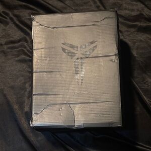 Nike Kobe VI Think Pinks